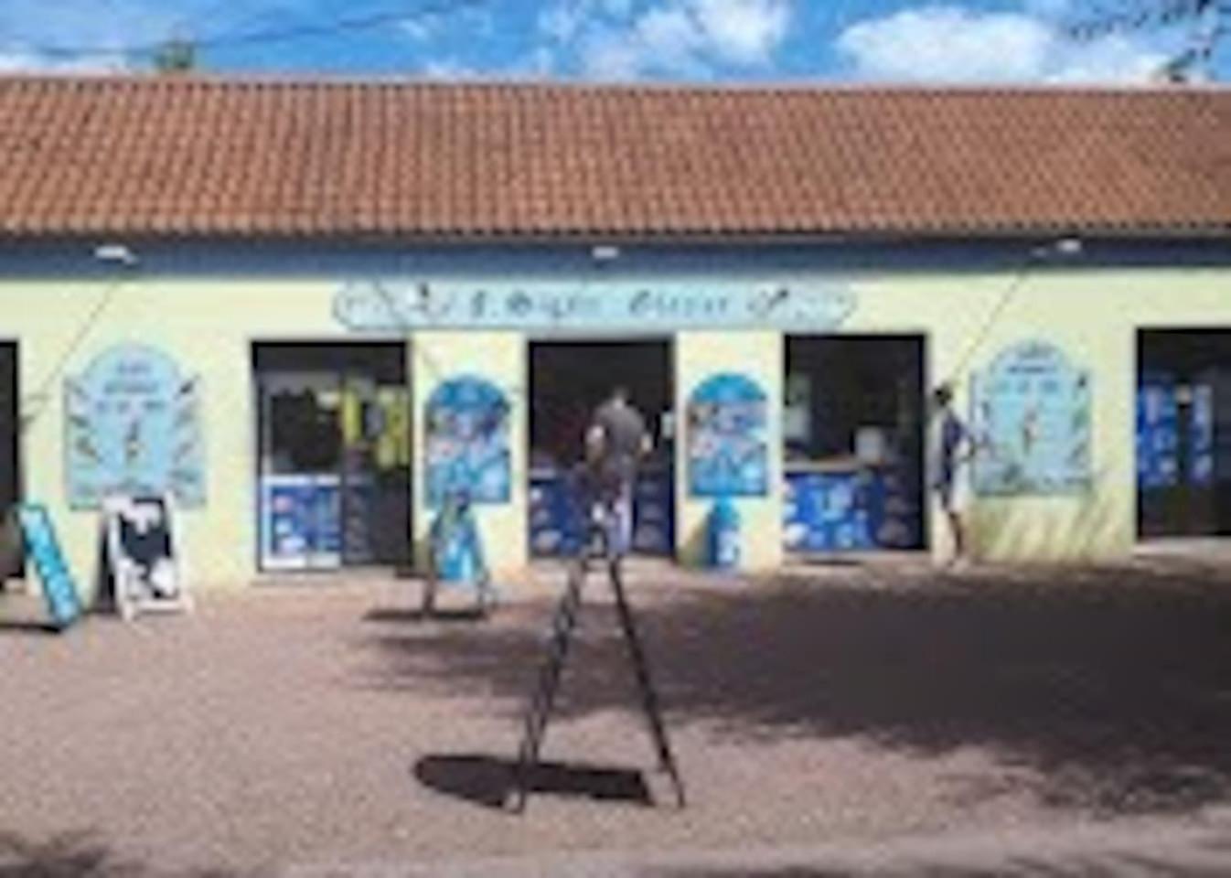 Le Notre Dame Villa Ardres Exteriör bild
